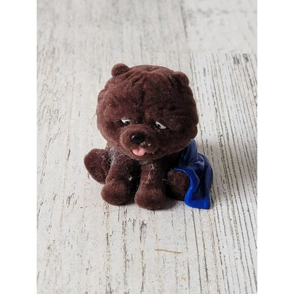 MEG 2005 mini brown puppy flocked toy figure - Picture 1 of 5